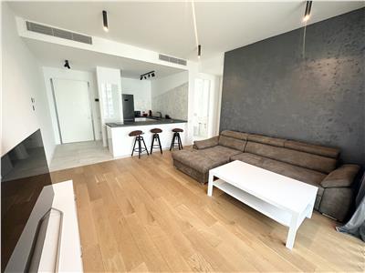 Apartament 2 camere lux, iesire direct pe plaja, complex One Mamaia langa Crazy Beach